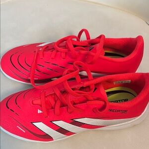 Adidas Predator Turfs - never worn